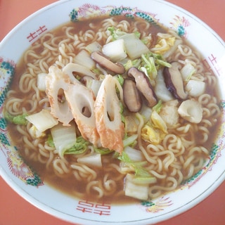 白菜・ちくわ・椎茸入り☆みそラーメン